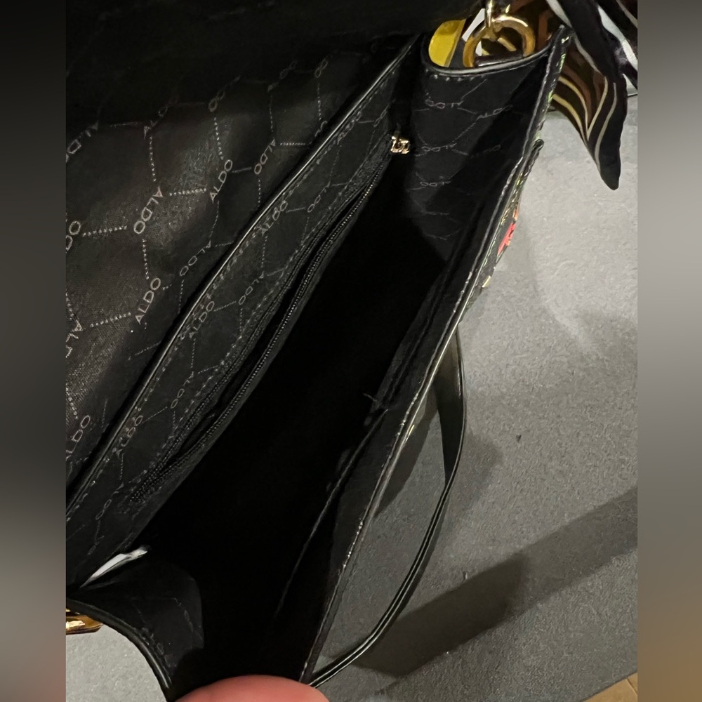 ALDO multi color tropical print handbag with shoulder strap - Picture 3 of 3